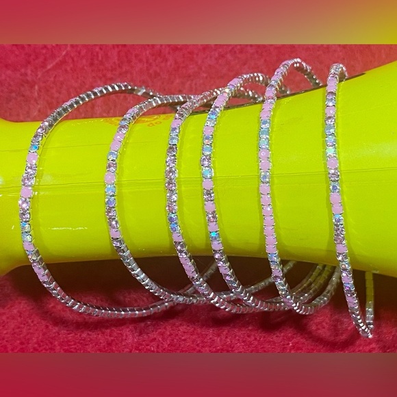 Brandy Melville Stretch Elastic Bangles with Pink and Silver Stones 6 Bracelets - Picture 2 of 4